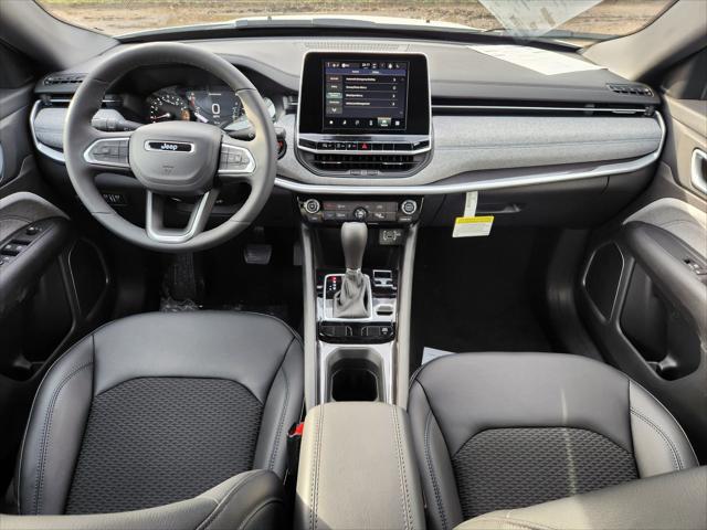 2026 Jeep Compass COMPASS LATITUDE 4X4 2026 Jeep Compass COMPASS LATITUDE 4X4