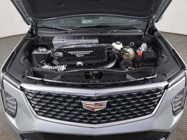 2024 Cadillac XT4 AWD Premium Luxury