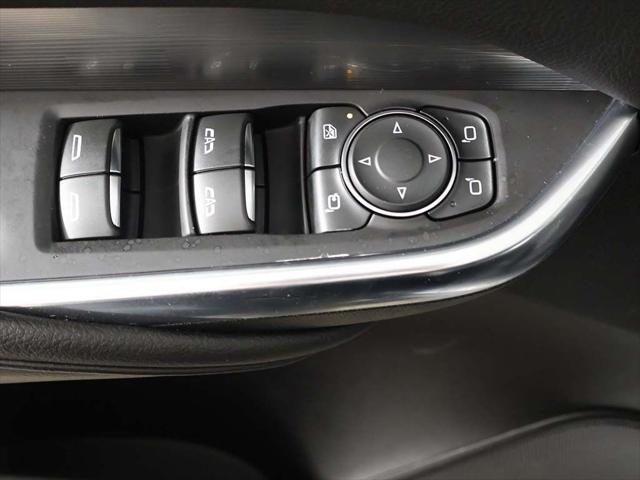 2024 Cadillac XT4 AWD Premium Luxury