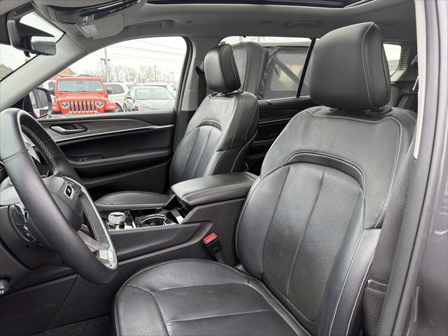 2022 Jeep Grand Cherokee L Limited 4x4