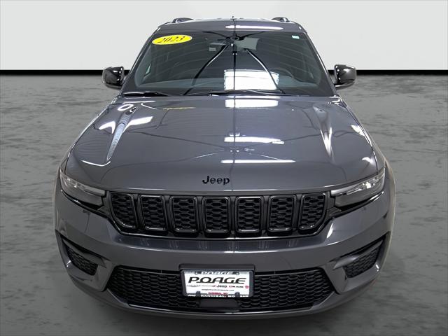 2023 Jeep Grand Cherokee Altitude 4x4