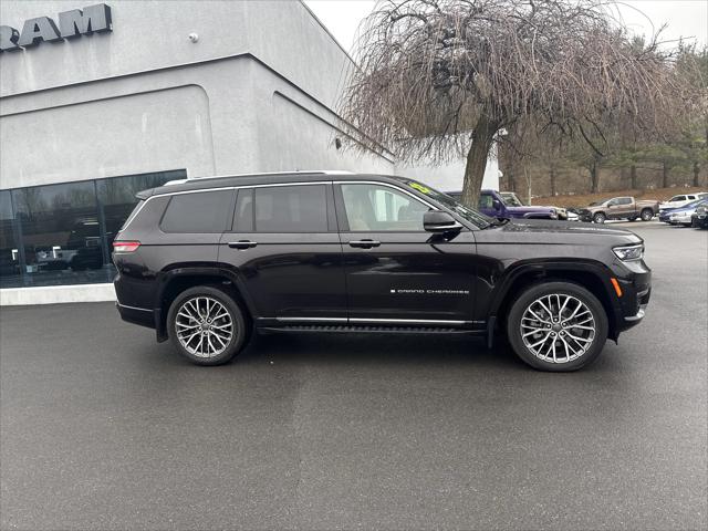 2023 Jeep Grand Cherokee L Summit Reserve 4x4 2023 Jeep Grand Cherokee L Summit Reserve 4x4