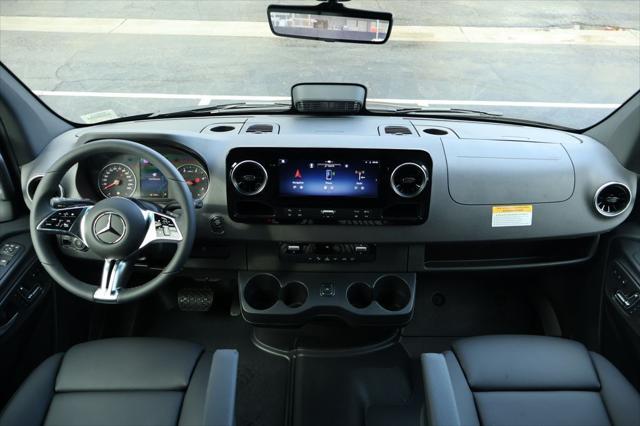 2026 Mercedes-Benz Sprinter 2500 Standard Roof 4-Cyl Diesel HO