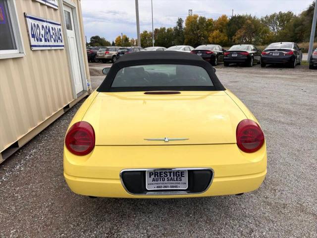 2002 Ford Thunderbird Base