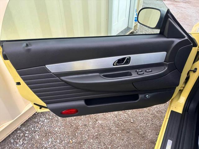 2002 Ford Thunderbird Base
