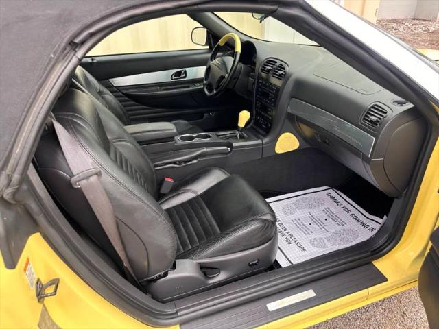 2002 Ford Thunderbird Base