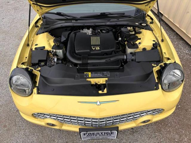 2002 Ford Thunderbird Base