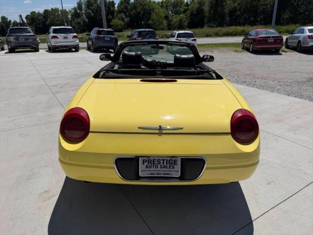 2002 Ford Thunderbird Base