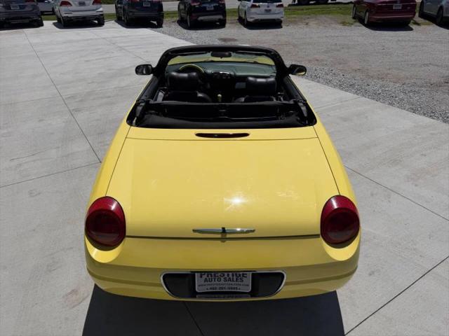2002 Ford Thunderbird Base