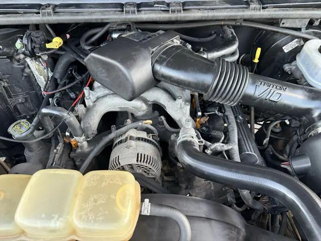 2001 Ford F-250 Base