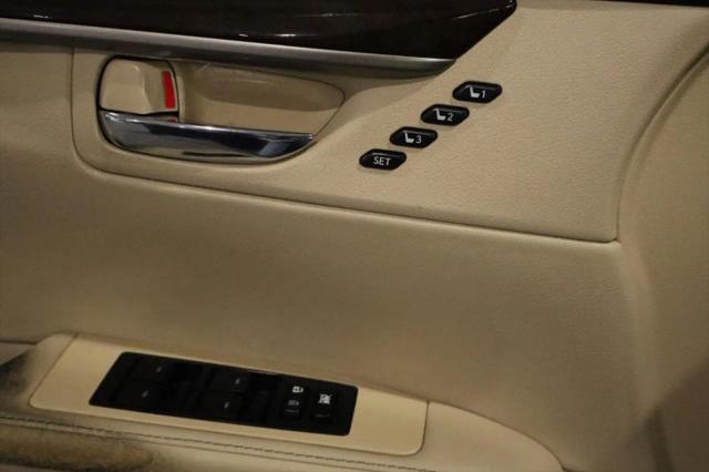 2015 Lexus ES 350 Crafted Line