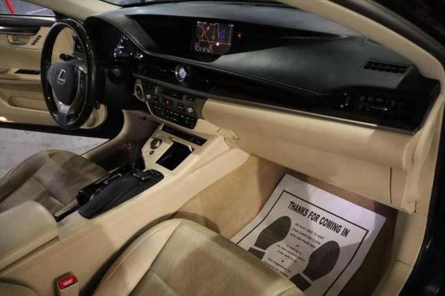 2015 Lexus ES 350 Crafted Line