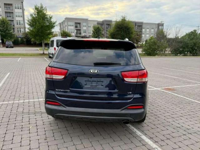 2016 Kia Sorento 3.3L LX