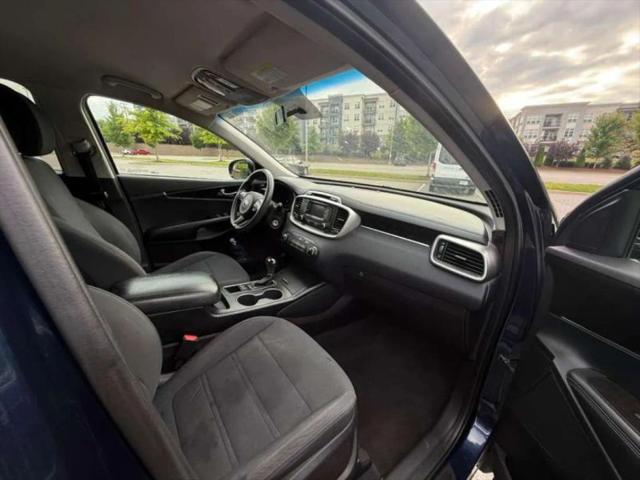 2016 Kia Sorento 3.3L LX