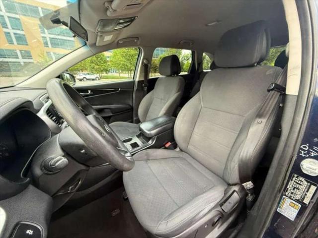 2016 Kia Sorento 3.3L LX