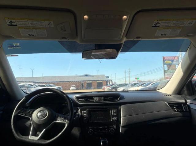 2020 Nissan Rogue SV FWD