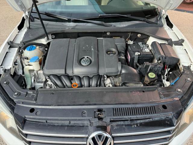 2013 Volkswagen Passat 2.5L SE
