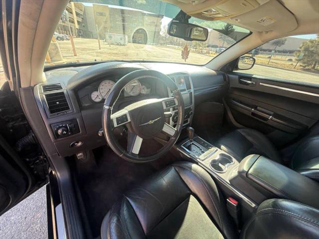 2010 Chrysler 300 SRT8
