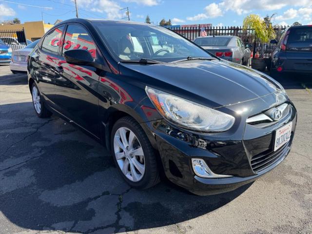 2012 Hyundai Accent GLS