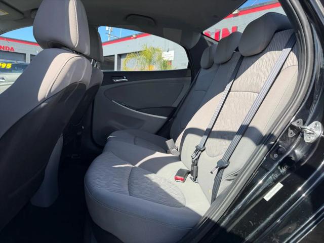 2012 Hyundai Accent GLS
