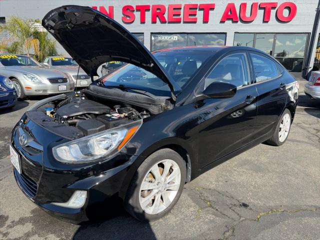 2012 Hyundai Accent GLS