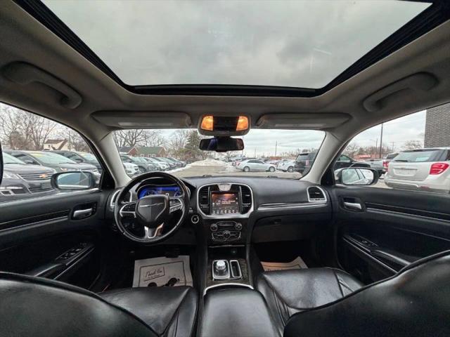 2016 Chrysler 300 AWD
