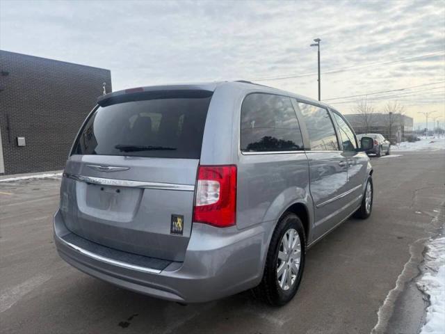 2015 Chrysler Town & Country Touring
