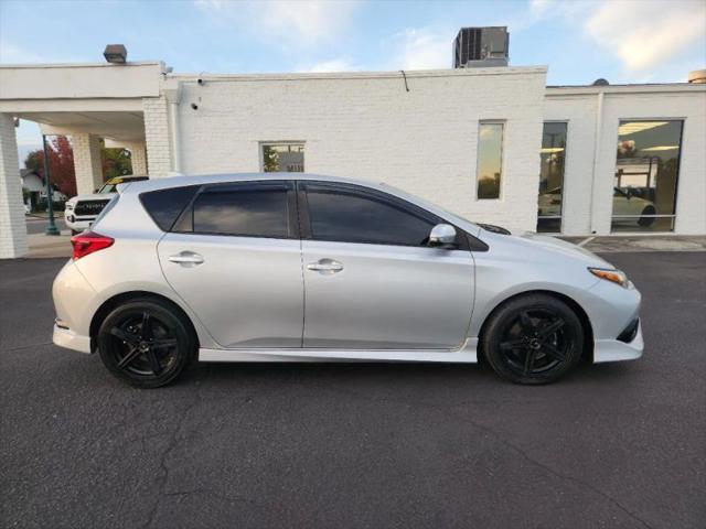 2016 Scion iM Base