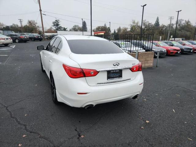 2017 INFINITI Q50 2.0t Premium