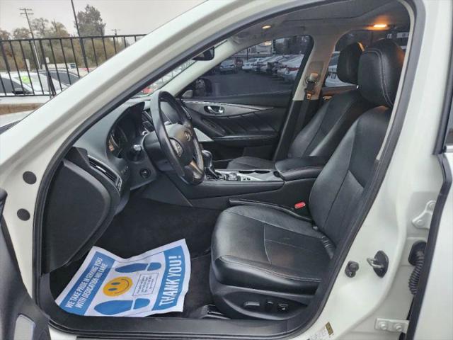 2017 INFINITI Q50 2.0t Premium