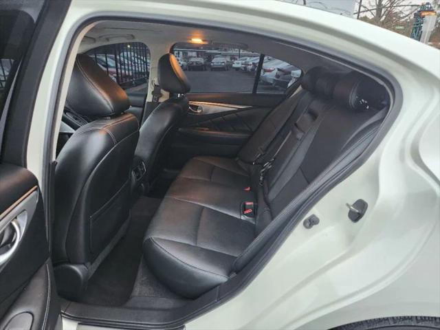 2017 INFINITI Q50 2.0t Premium