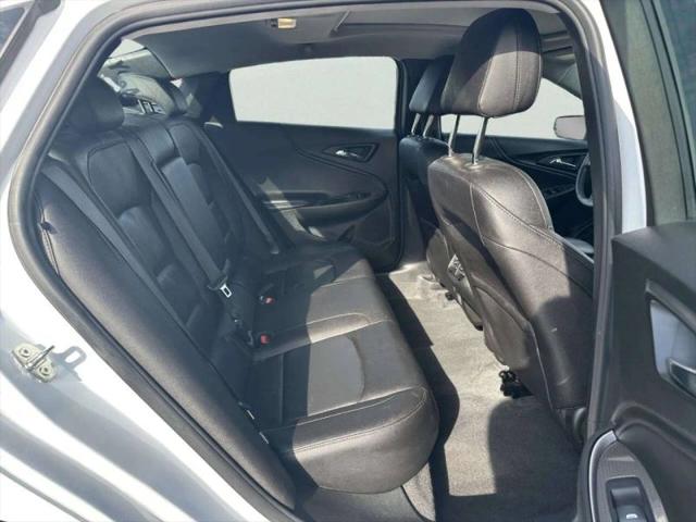 2022 Chevrolet Malibu FWD LT