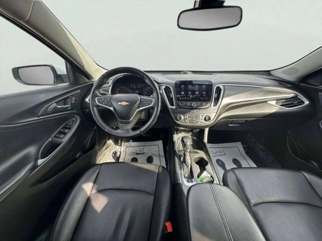 2022 Chevrolet Malibu FWD LT