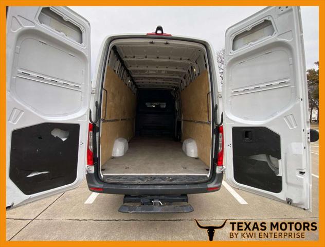 2023 Mercedes-Benz Sprinter 2500 High Roof 4-Cyl Diesel HO