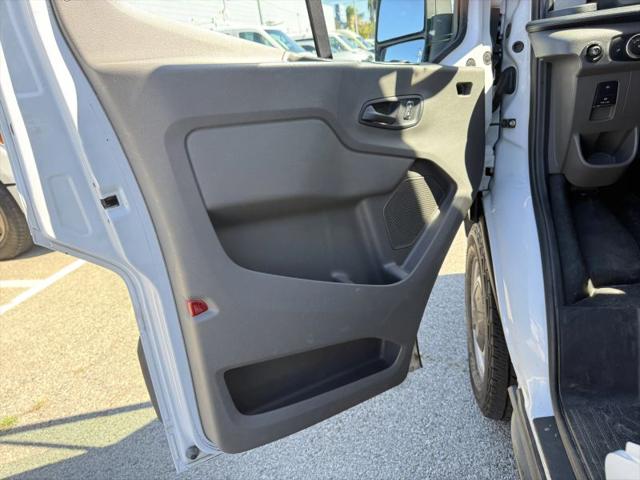 2023 Ford Transit Cargo Van Medium Roof w/LWB