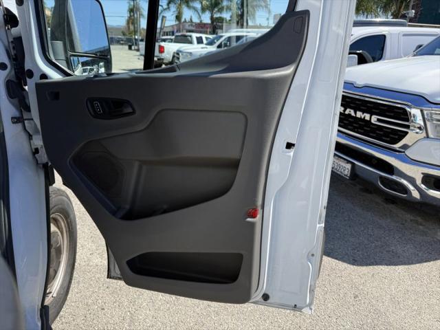 2023 Ford Transit Cargo Van Medium Roof w/LWB