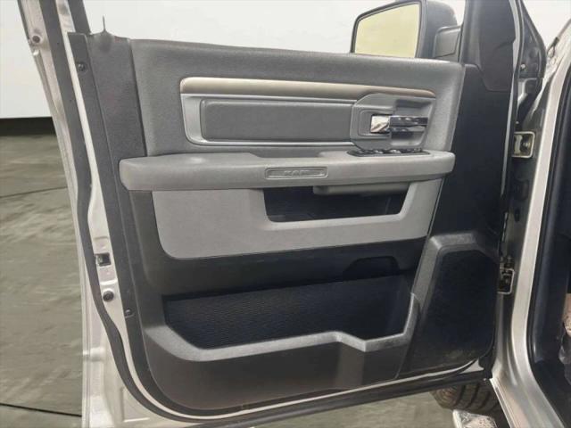 2017 Ram 1500 Big Horn Crew Cab 4x4 5'7" Box