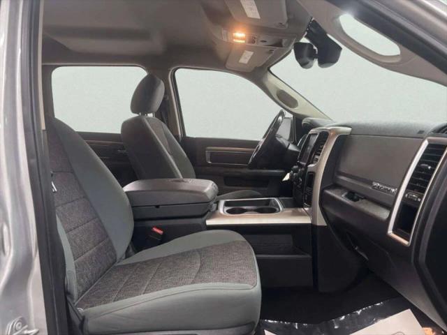 2017 Ram 1500 Big Horn Crew Cab 4x4 5'7" Box