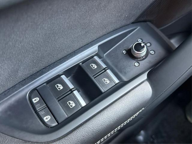 2022 Audi SQ5 Premium Plus TFSI quattro Tiptronic