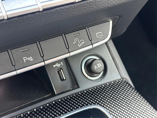 2022 Audi SQ5 Premium Plus TFSI quattro Tiptronic