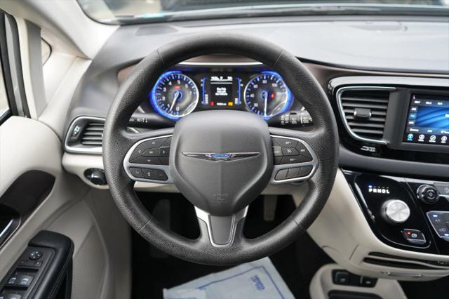 2021 Chrysler Voyager LXI