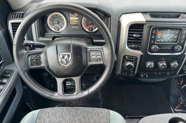 2018 Ram 1500 SLT Crew Cab 4x4 5'7" Box