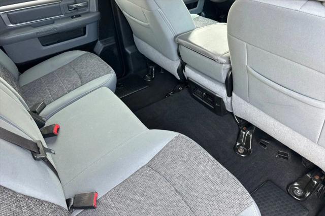 2018 Ram 1500 SLT Crew Cab 4x4 5'7" Box
