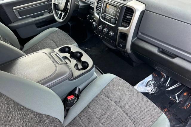 2018 Ram 1500 SLT Crew Cab 4x4 5'7" Box