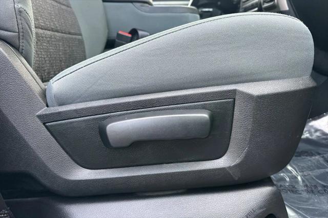 2018 Ram 1500 SLT Crew Cab 4x4 5'7" Box