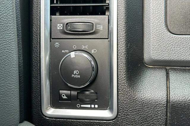 2018 Ram 1500 SLT Crew Cab 4x4 5'7" Box