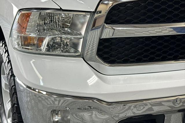 2018 Ram 1500 SLT Crew Cab 4x4 5'7" Box
