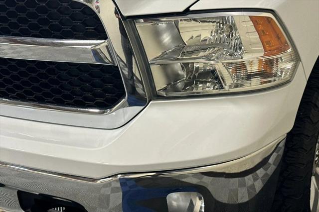 2018 Ram 1500 SLT Crew Cab 4x4 5'7" Box