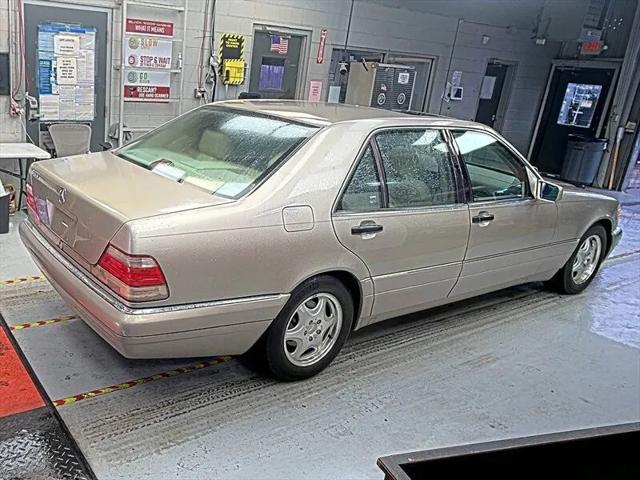 1997 Mercedes-Benz S 320 Base LWB