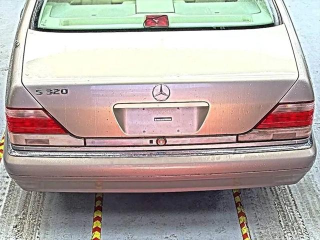 1997 Mercedes-Benz S 320 Base LWB